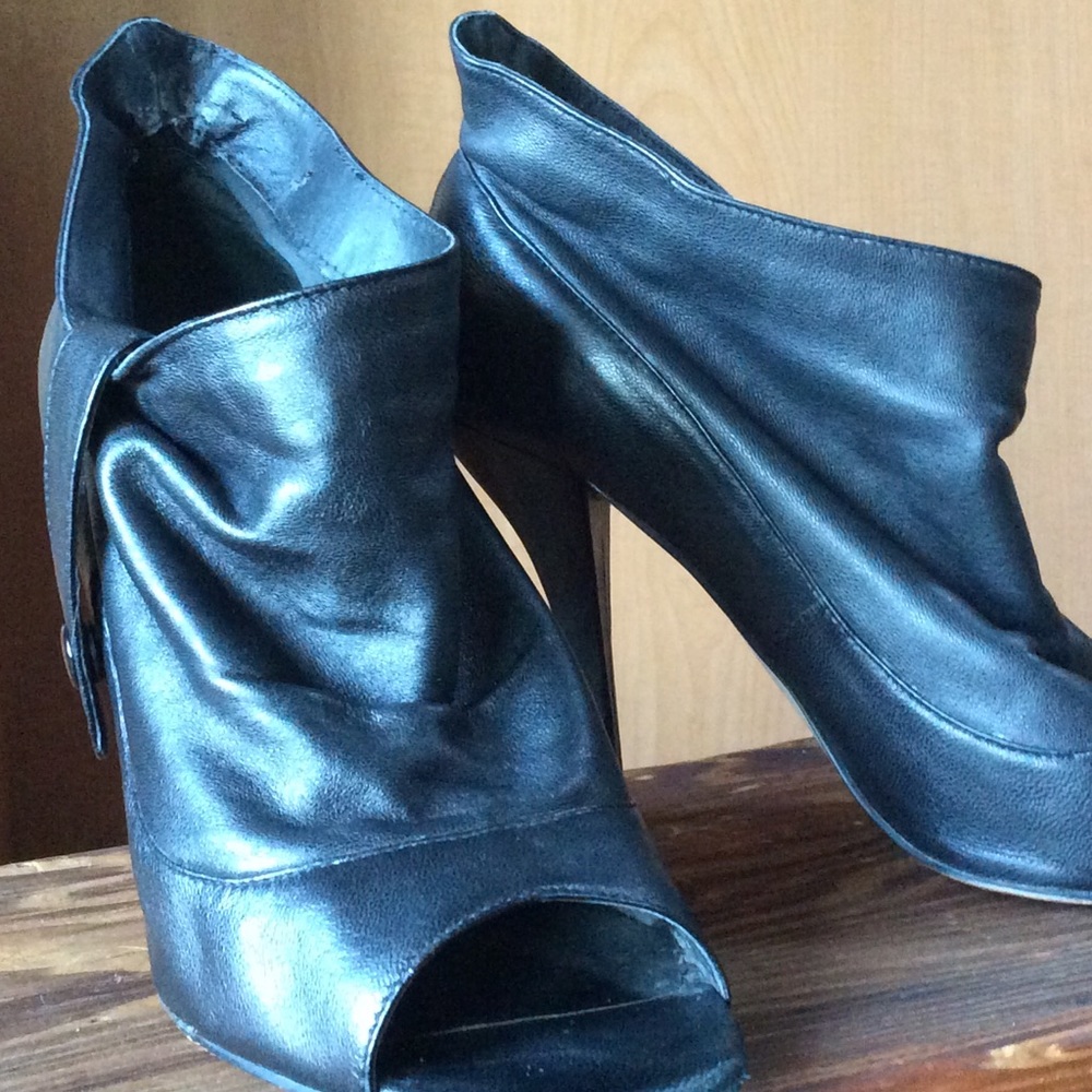 Steven by Steve Madden pumps